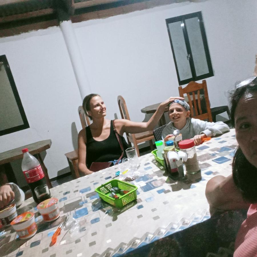 Fely'S Homestay Batuan Екстериор снимка