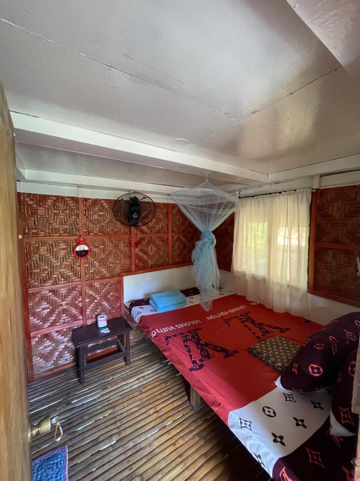 Fely'S Homestay Batuan Екстериор снимка